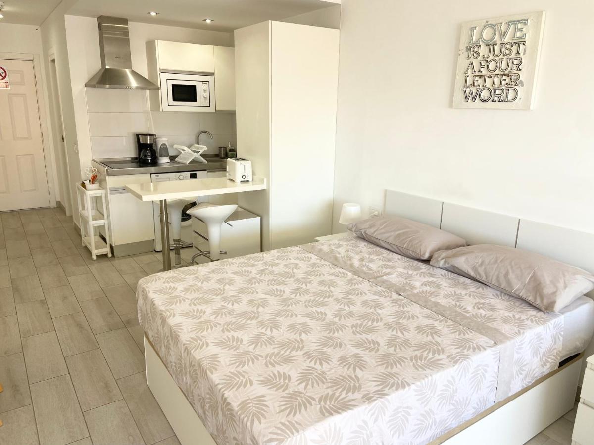 Top Floor, Panoramic Studio, Heated Pool 洛斯克里斯蒂亚诺斯 外观 照片